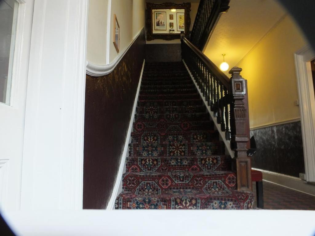 Railway Hotel Faversham Exterior photo